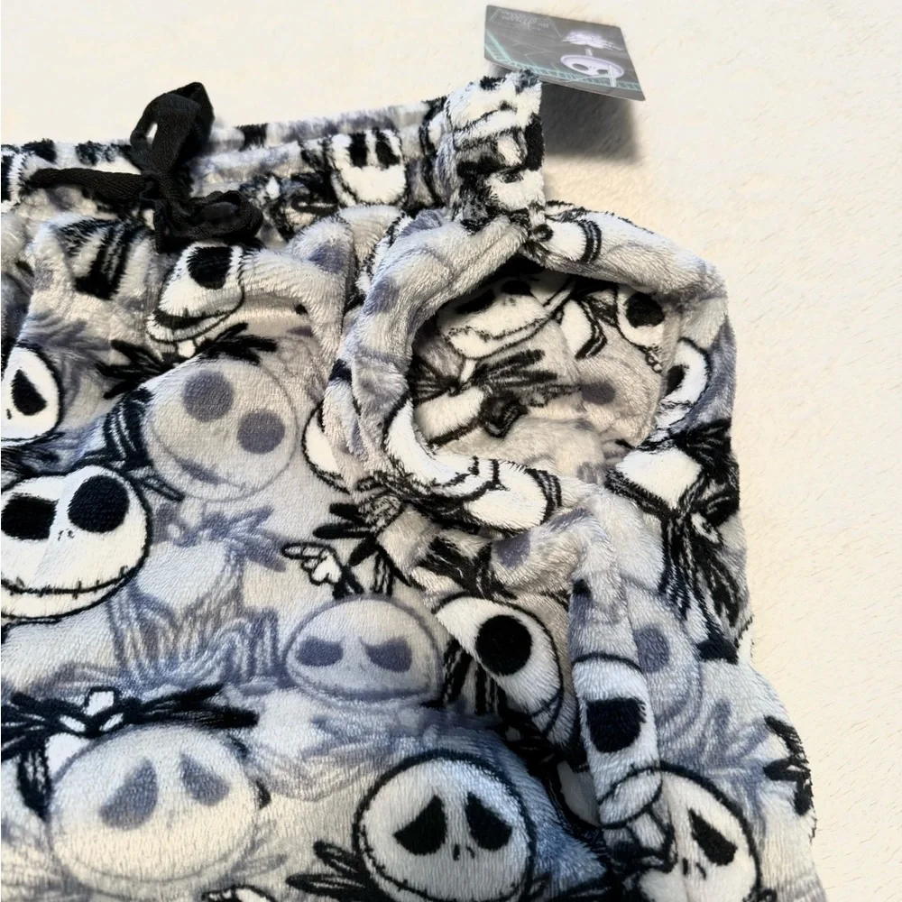 NWT Disney Men’s Jack Skellington The Nightmare Before Christmas Pajama Pants